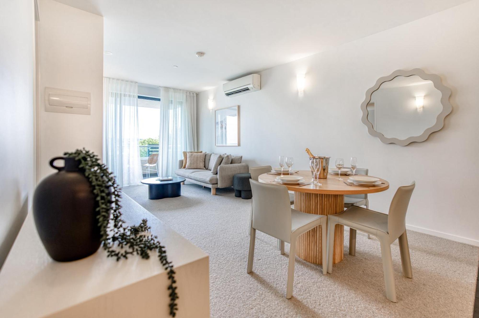 Oaks Vue Hotel